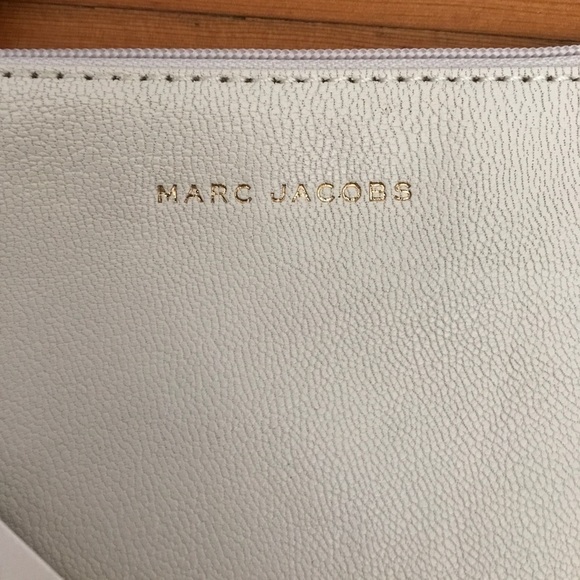 MARC Jacobs designer leather pouch - Picture 4 of 4